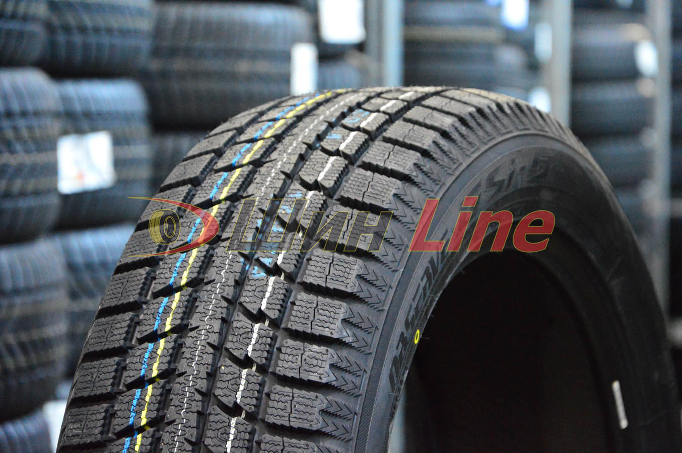 Легковая шина зимняя нешипованная Toyo Observe GSi5 175/70 R13 82Q в Шымкенте